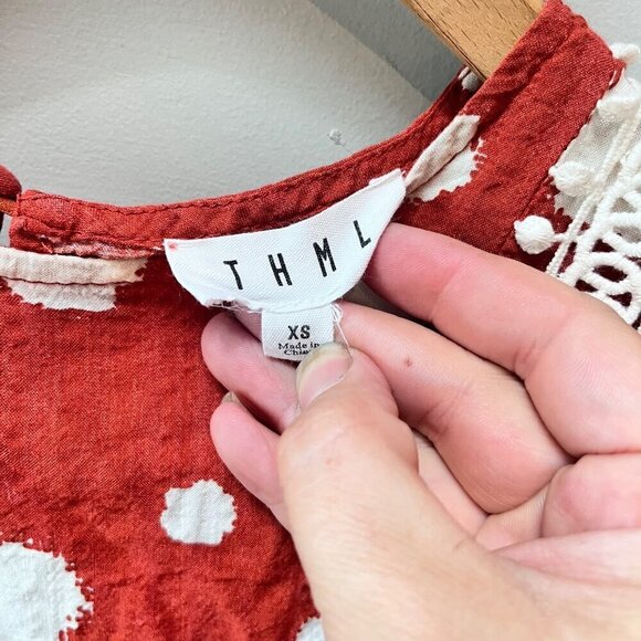 THML Orange and White‎ Ruffle Sleeveless Blouse- Size M - Picture 4 of 5